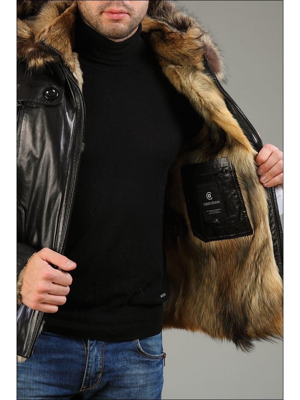 Мужская дубленка с мехом волка