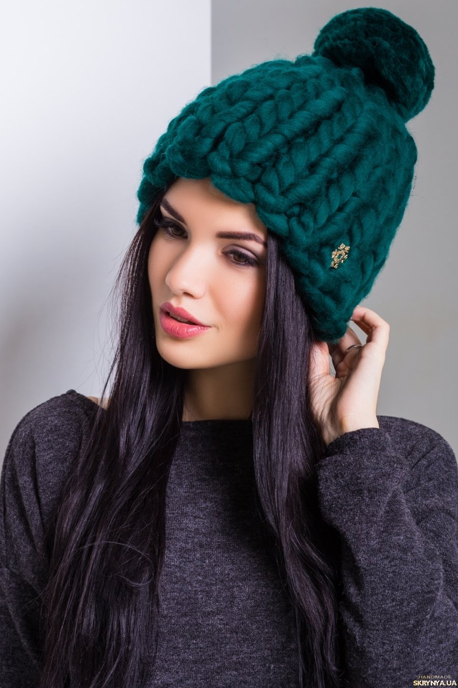 Снуд из плюшевой пряжи