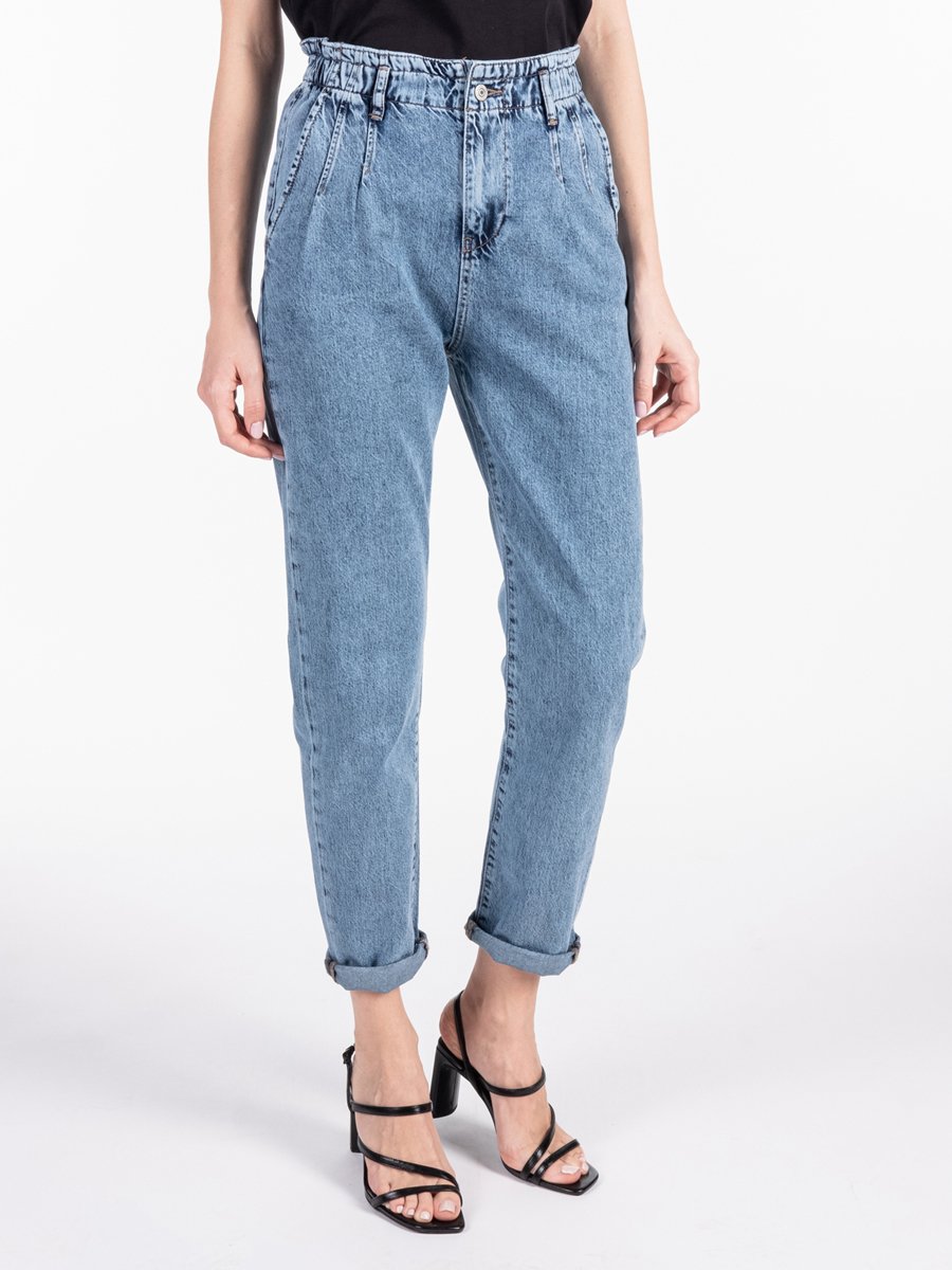 Джинсы женские