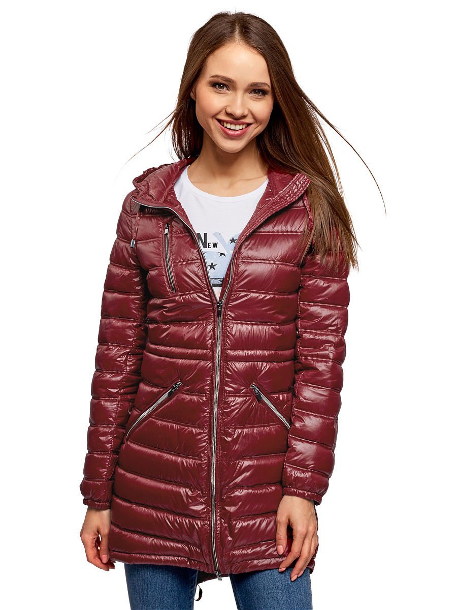 Черный пуховик