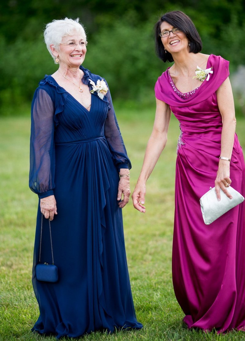 Летнее платье для женщин за 60 лет