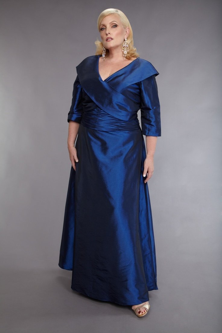 Вечерние платья для пожилых женщин
