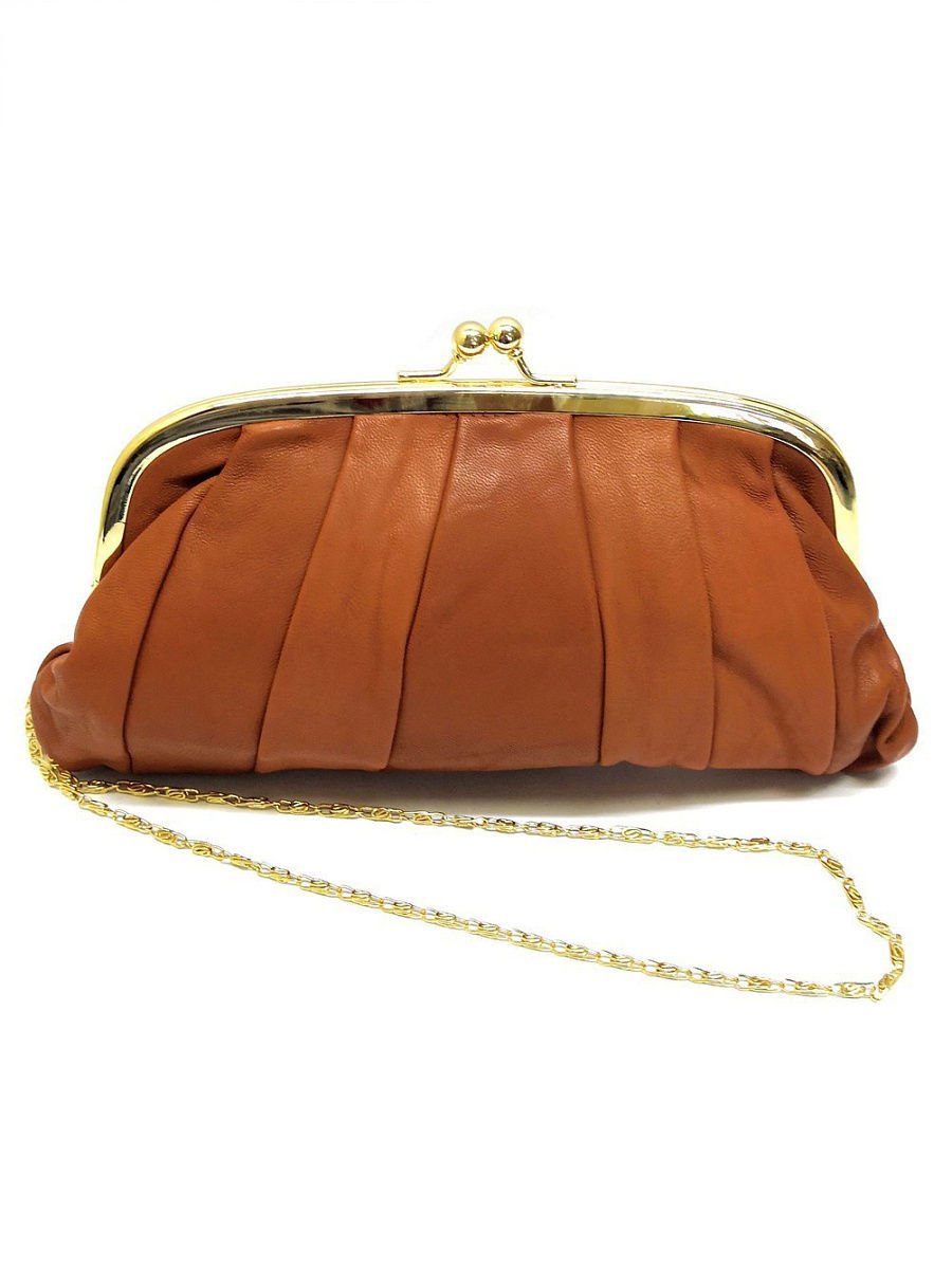 Сумки застежка поцелуйчик белая