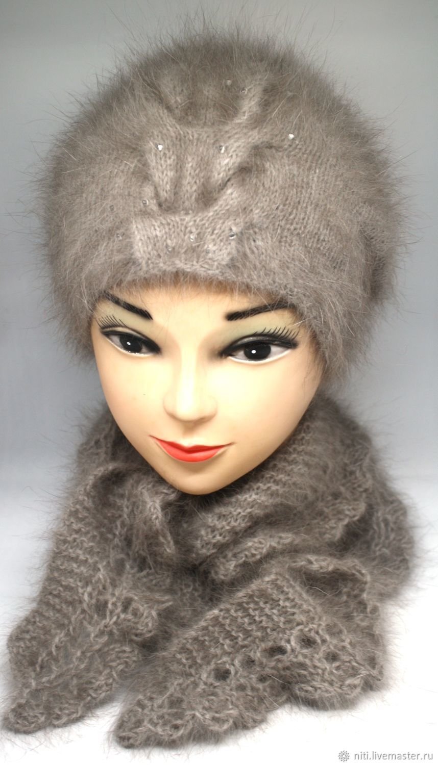 Вязаные шапки из ангоры