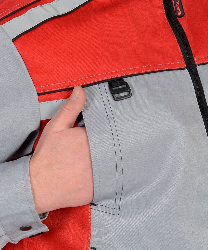 Накладной карман с листочкой