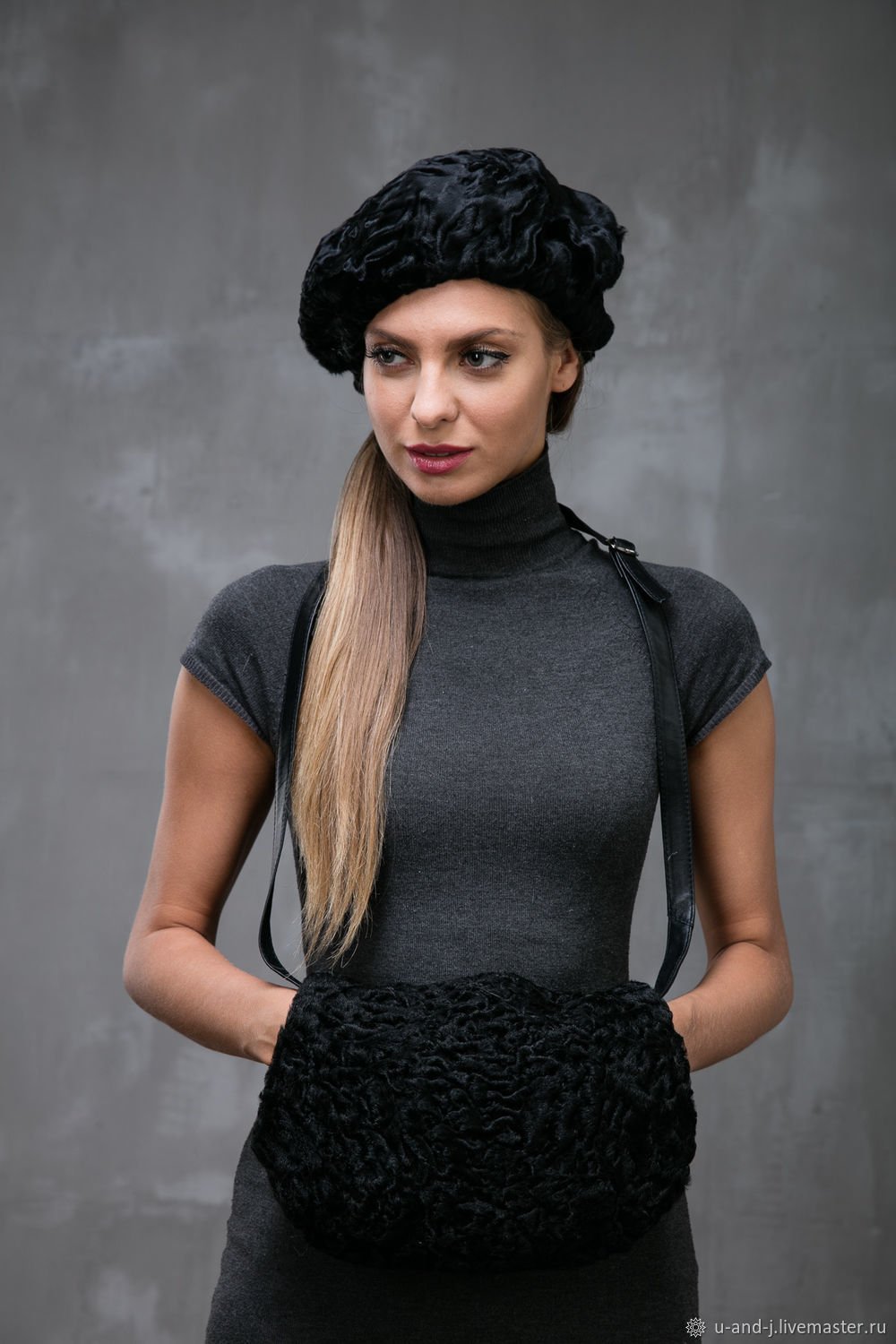 Кубанка из каракуля женская