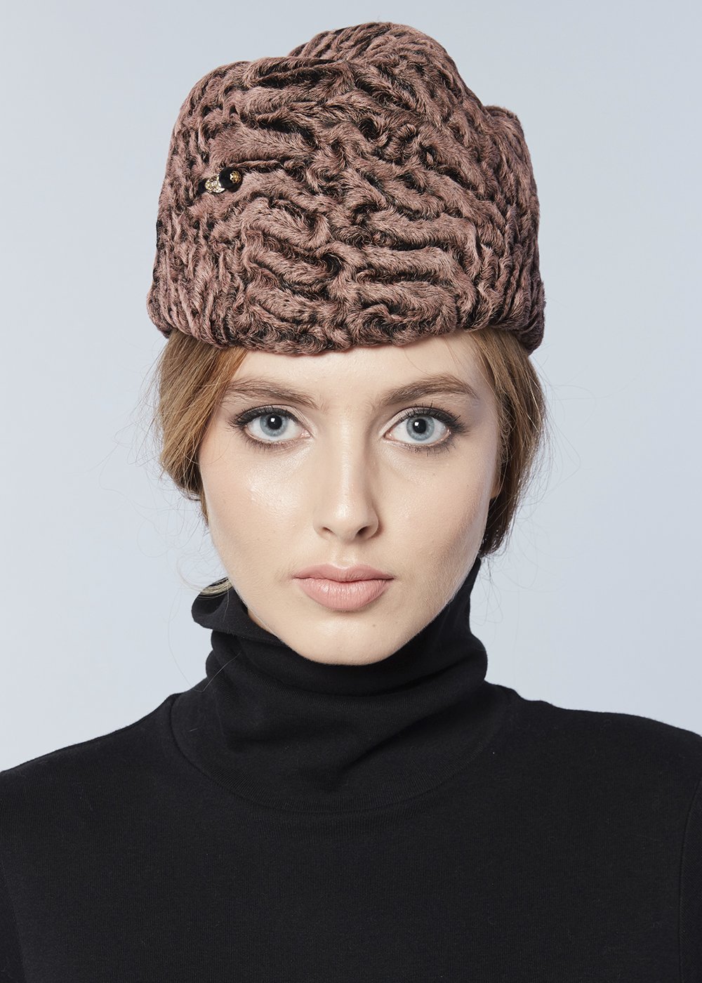 Шапка каракулевая москвичка