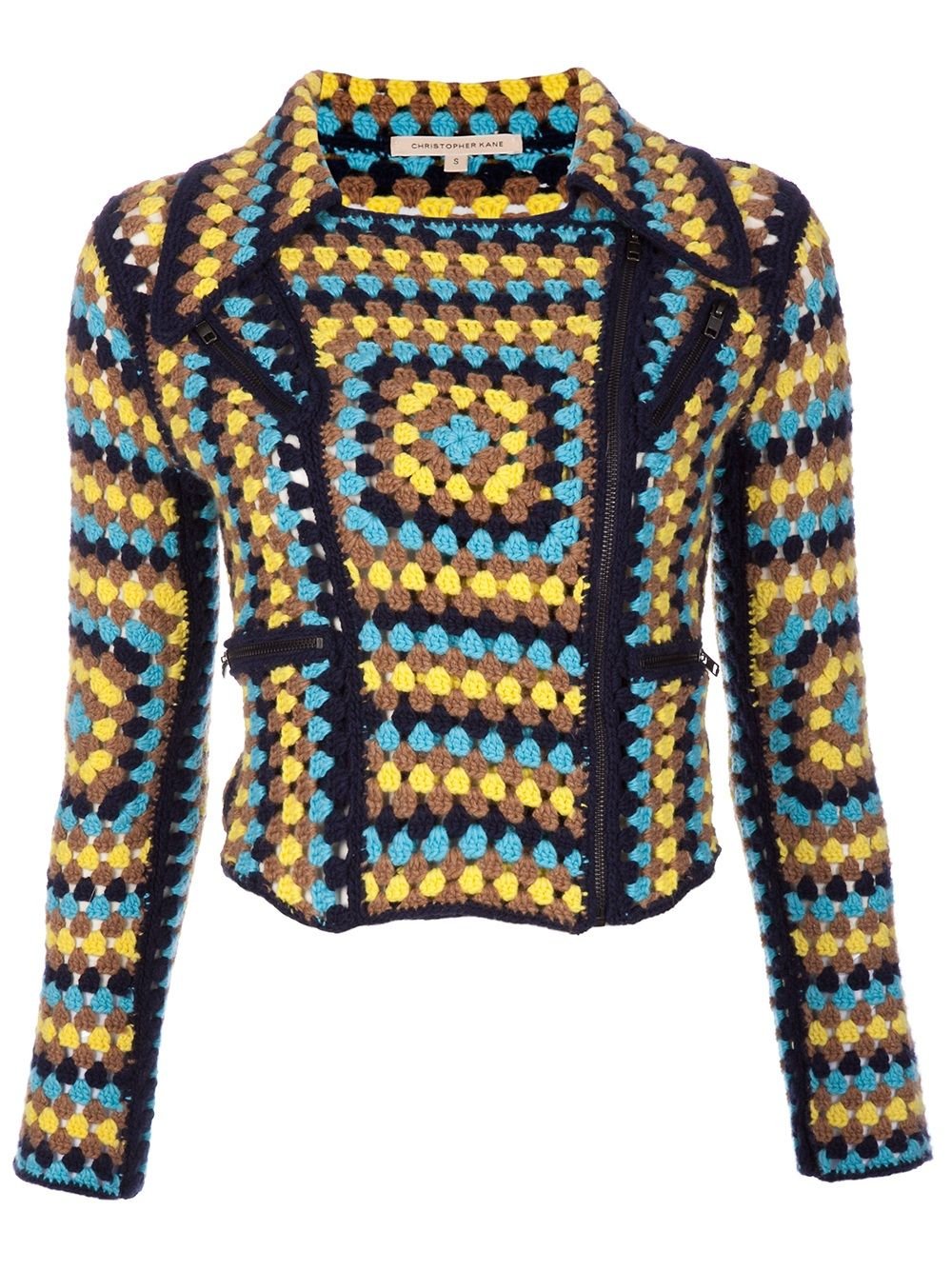 Кардиган с объемными цветами