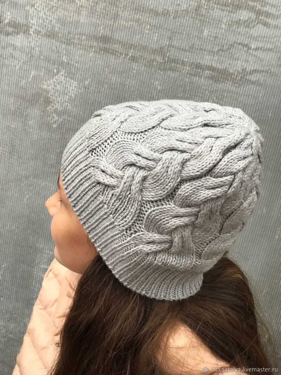 Шапка поперечным вязанием
