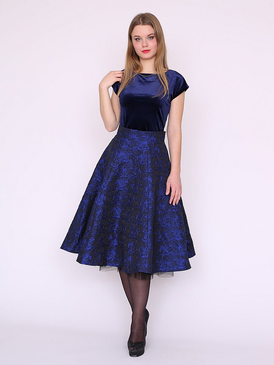 Вечернее платье из тафты