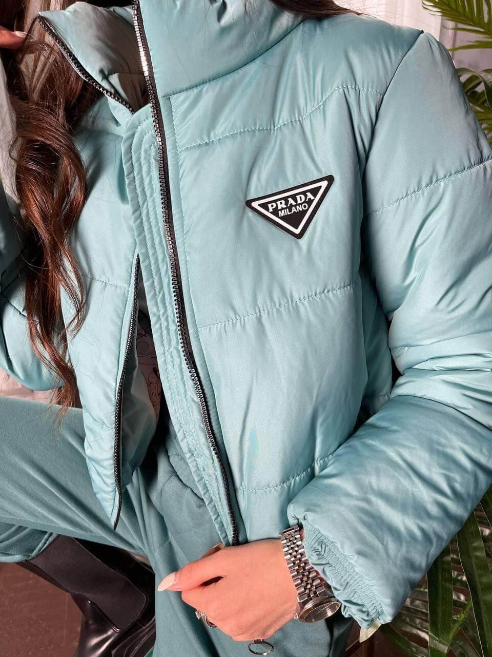 Спортивная куртка без капюшона