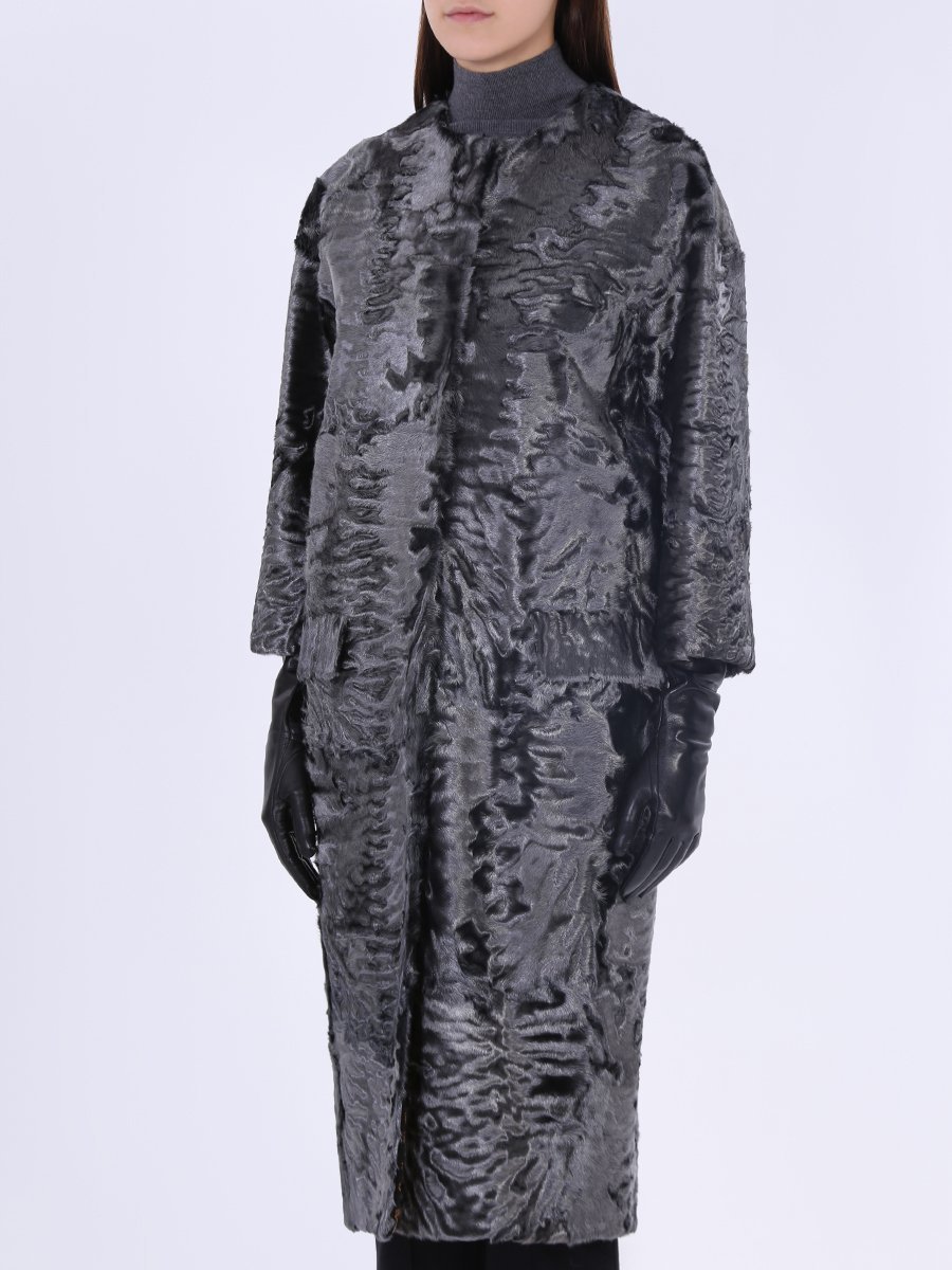 Женское пальто из искусственного каракуля