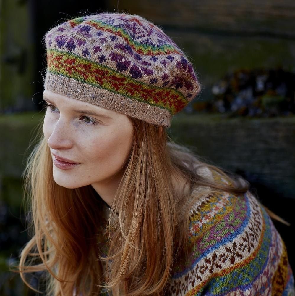 Фотофон для вязаных шапок