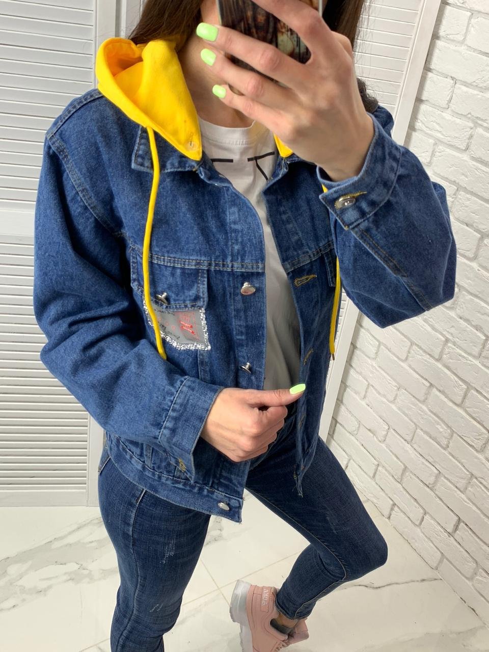 Желтая джинсовая куртка на САДОВОДЕ