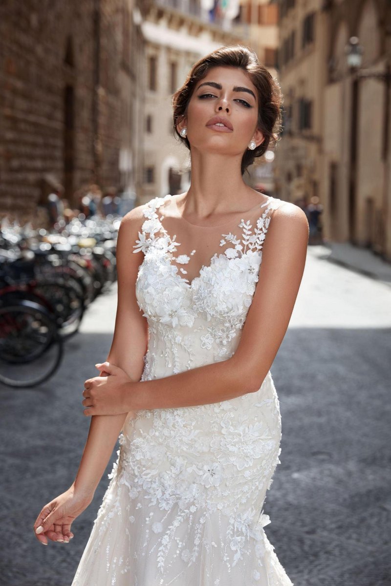 Красивое винтажное платье на весну