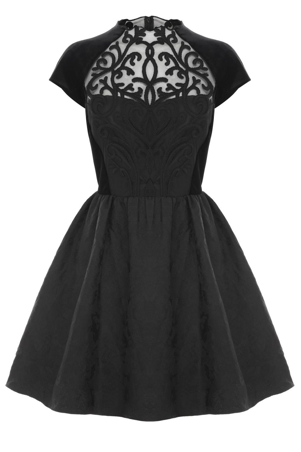 Летнее платье со шляпой