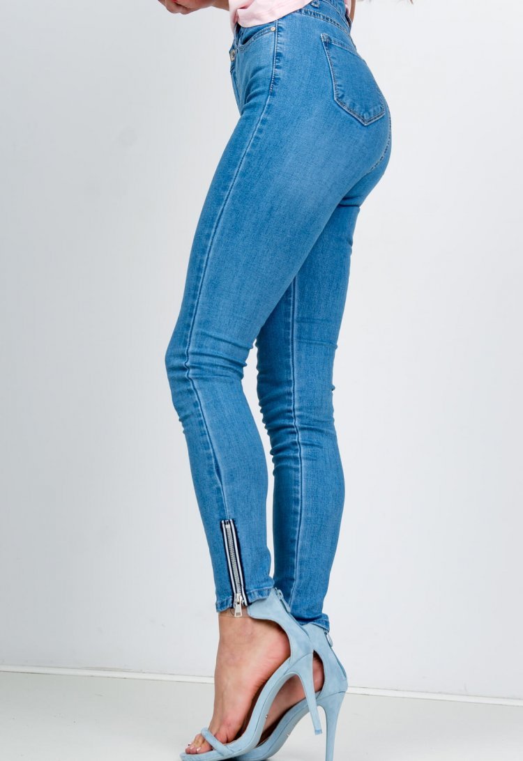 Джинсы с молниями на штанинах женские