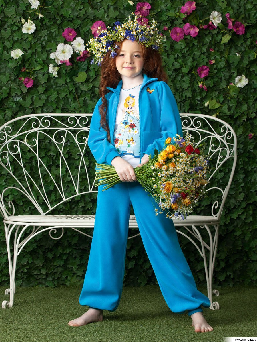 Строгий брючный костюм для девочки