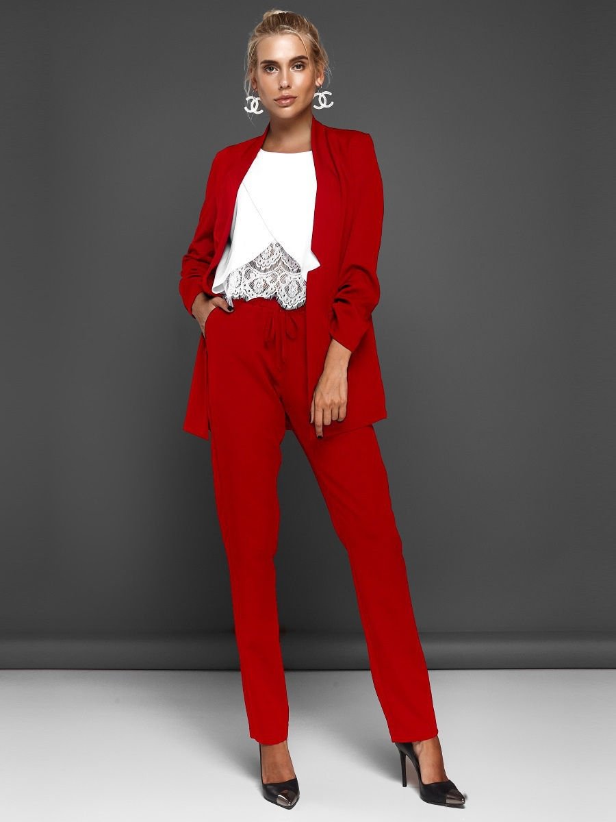 Летний брючный костюм