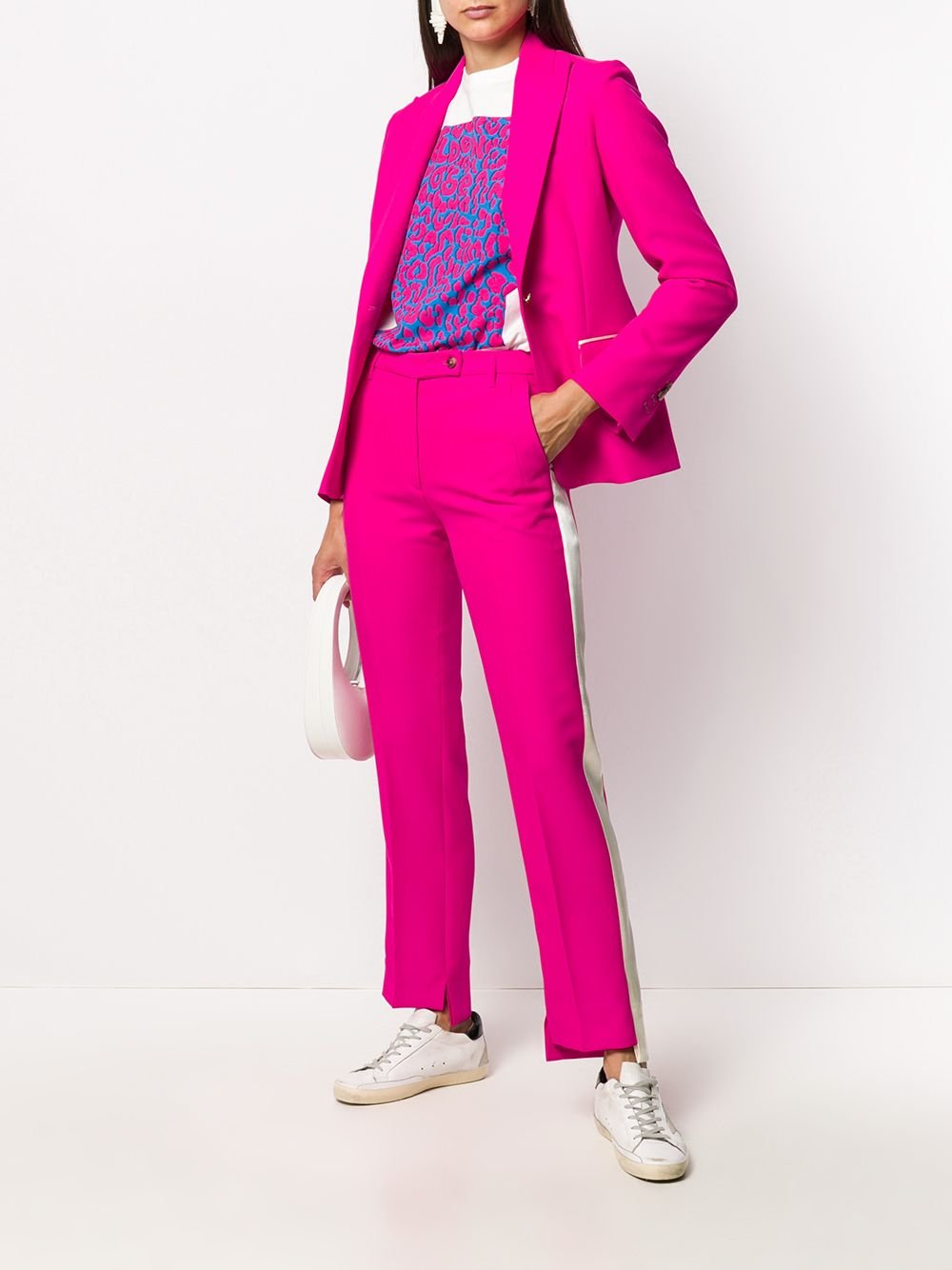 Синий брючный костюм женский