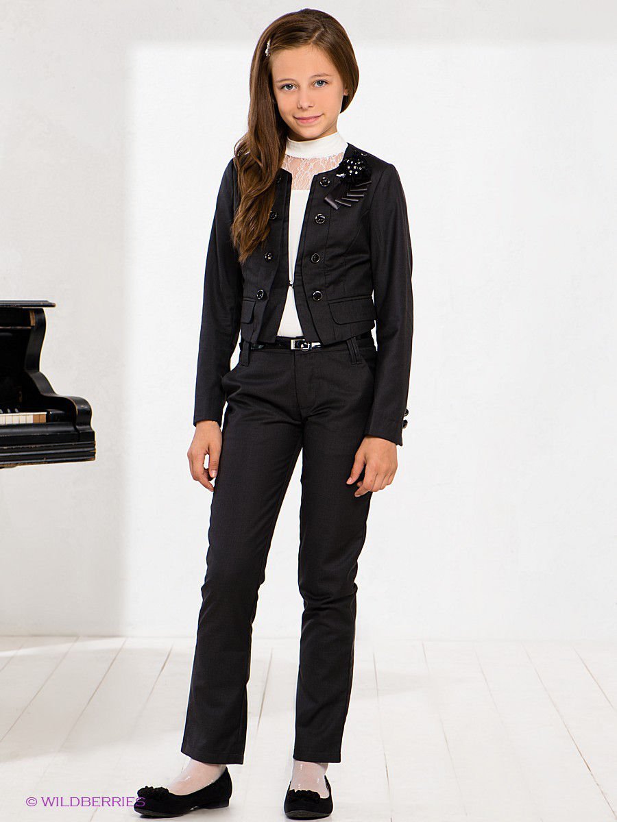 Брючные костюмы для подростков
