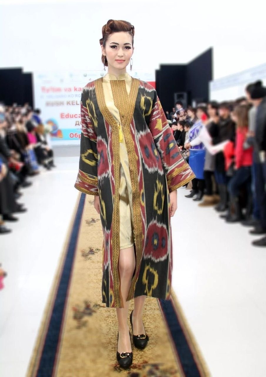 Узбекский национальный халат