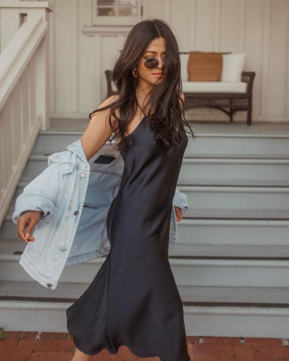 Атласное бельевое платье