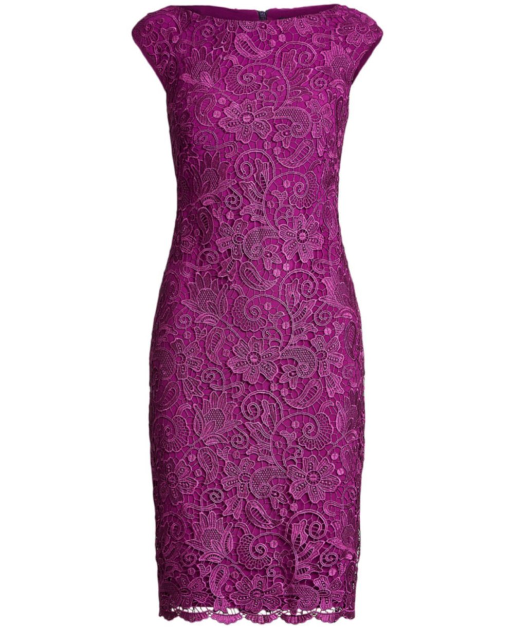 Платье с гипюром