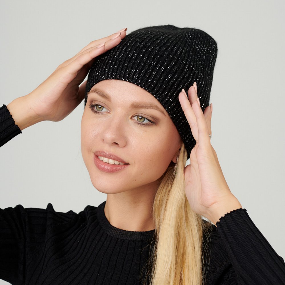 Шапка из Нако ангора