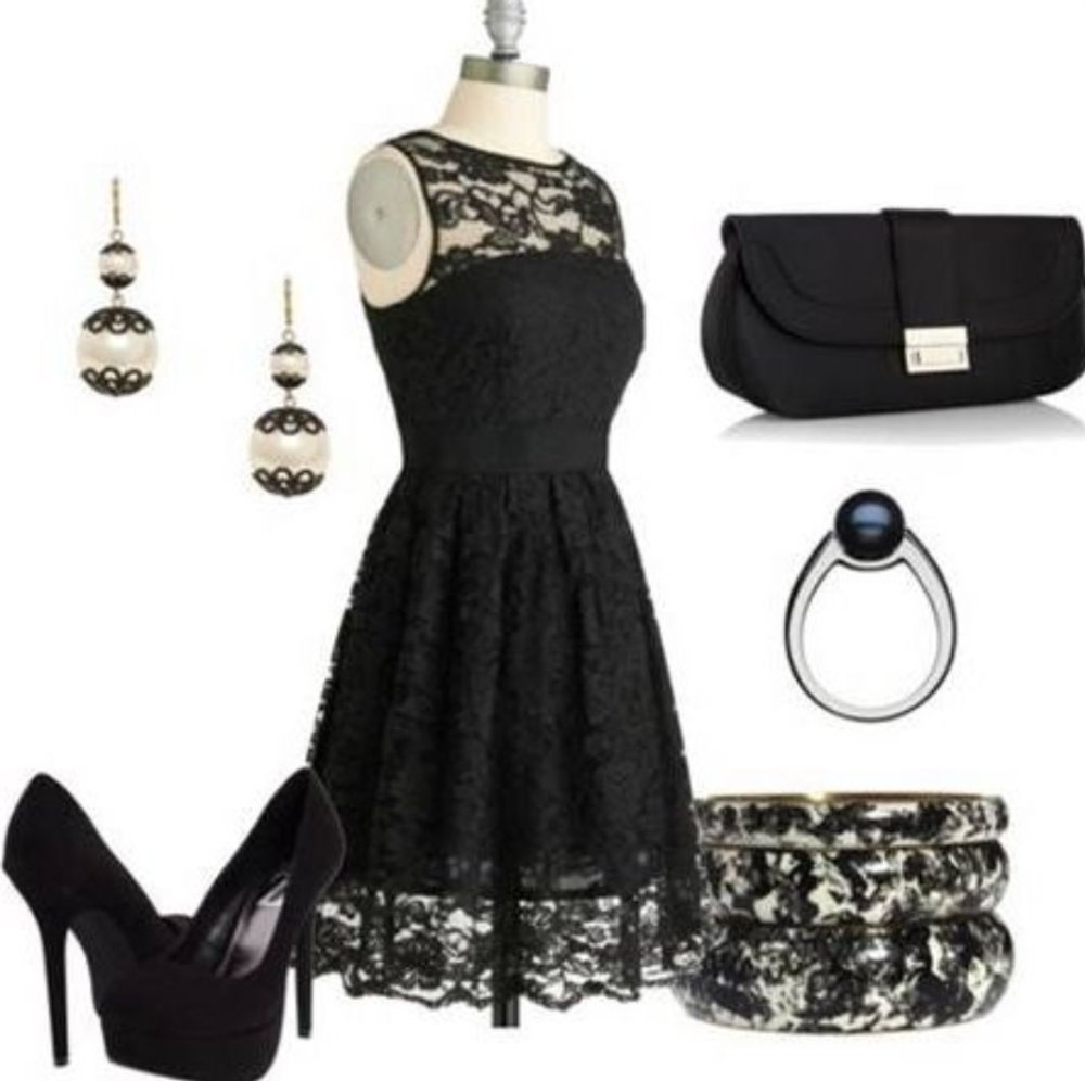 Бижутерия к платью с круглым вырезом