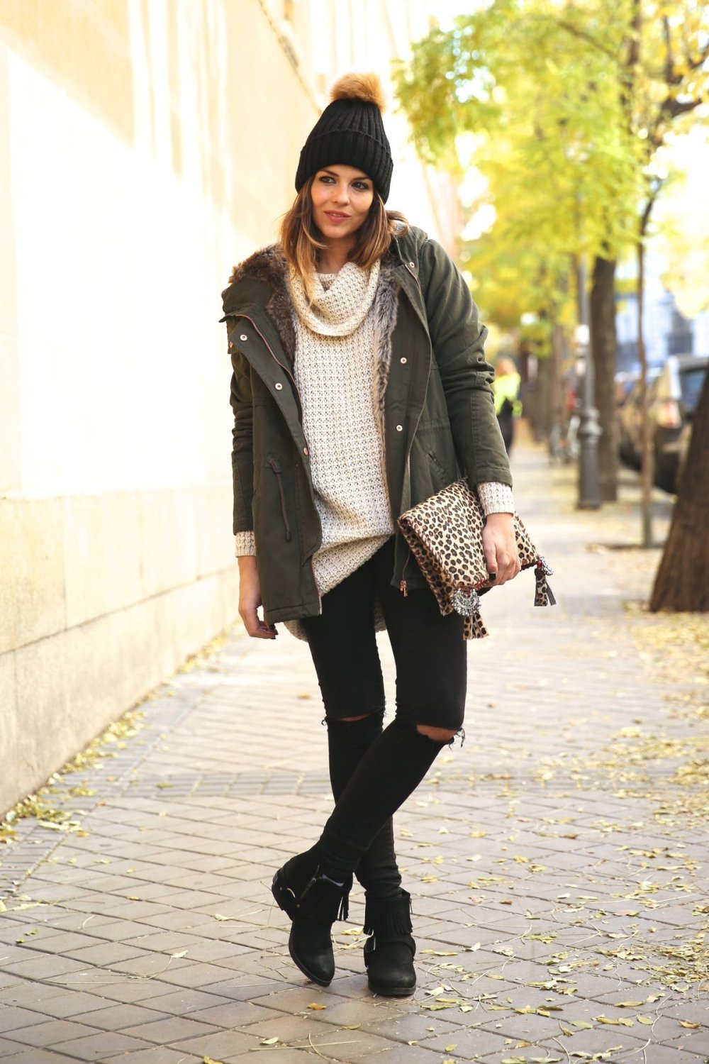 Хаки пуховик стрит стайл