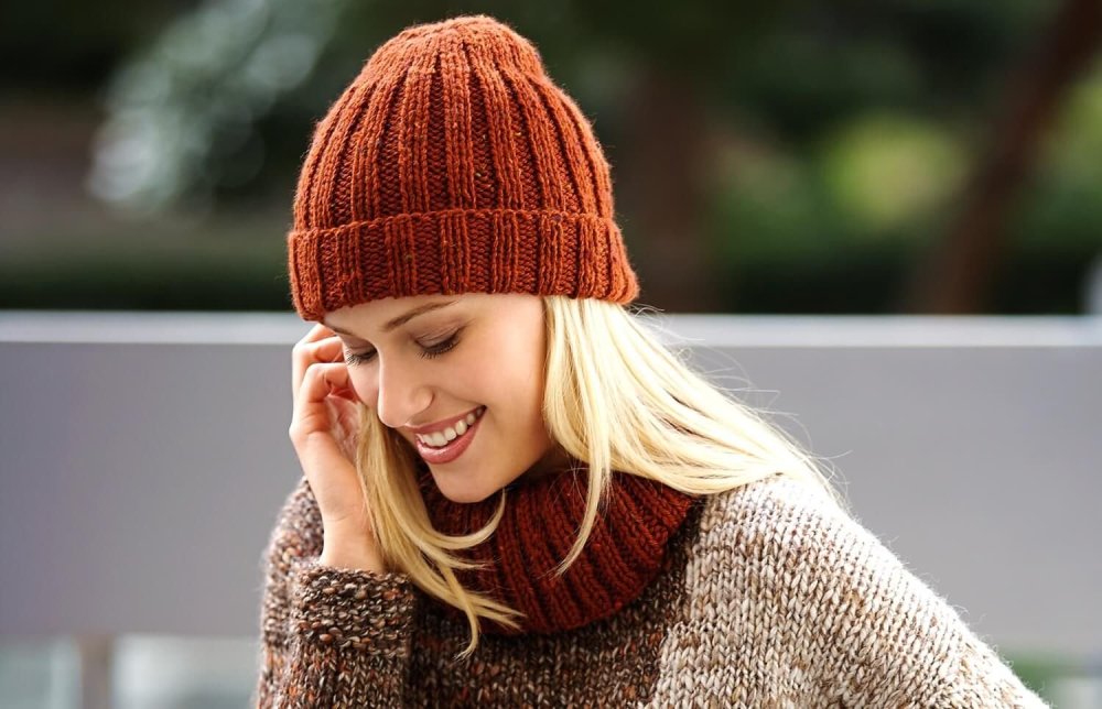 Шапка бини резинкой 2х2