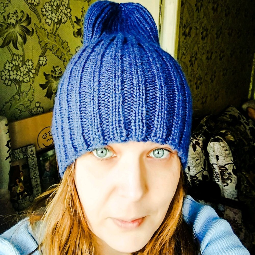 Шапка спицами резинкой
