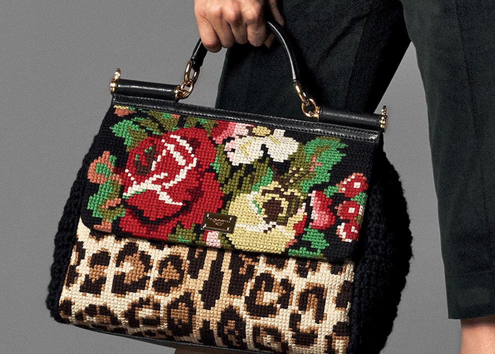 Сумочка Дольче Габбана с вышивкой