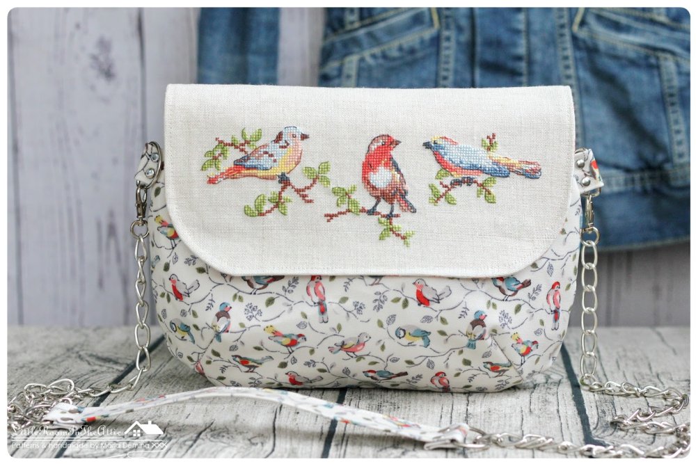 Сумка с вышивкой крестом