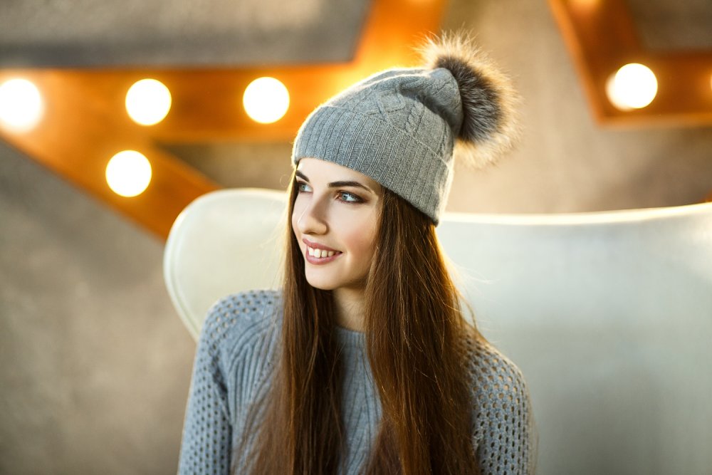 Шапка с помпоном