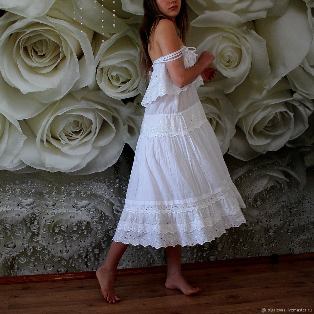 Платье в стиле бохо с кружевами