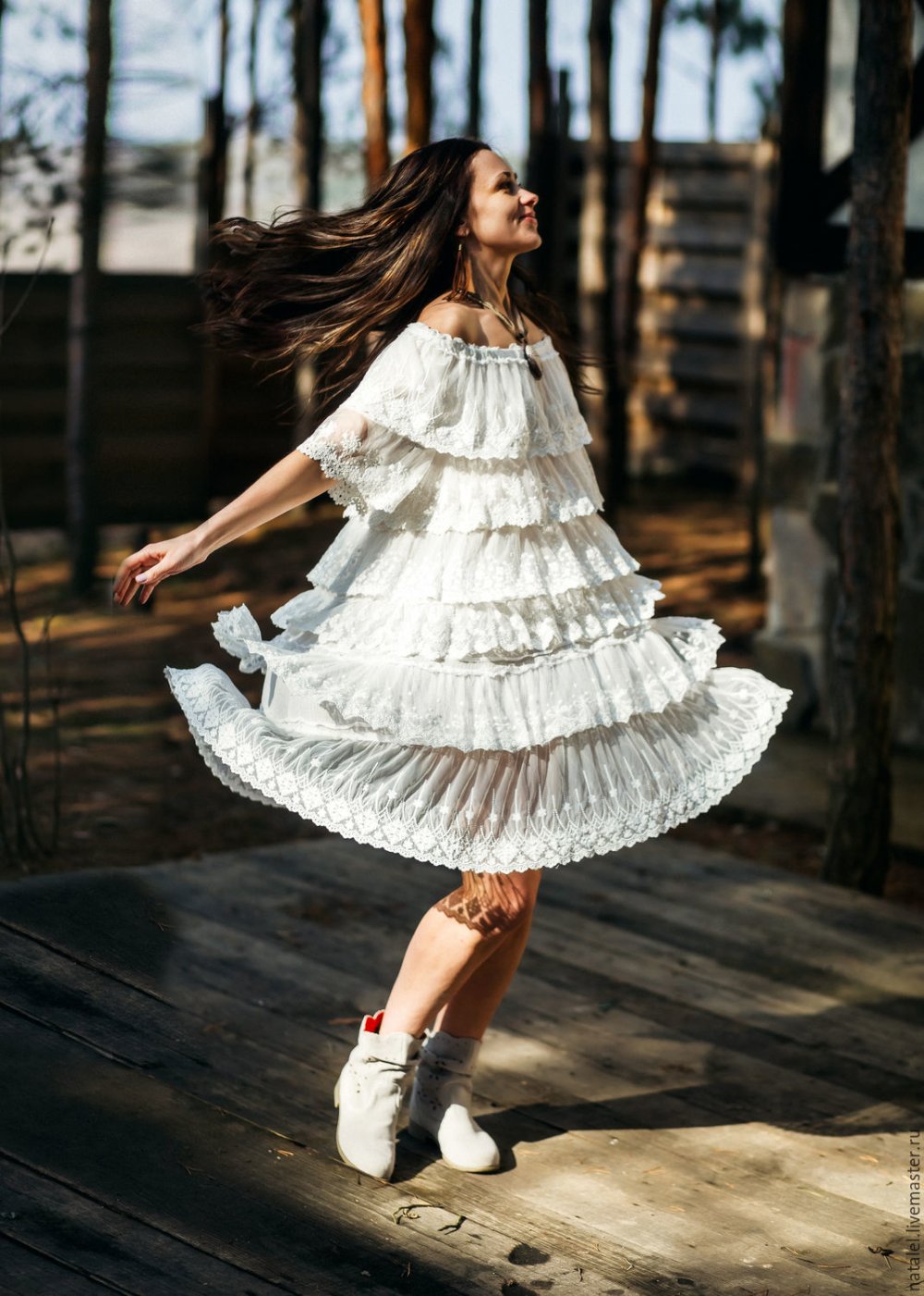 Платье из Батиста с кружевом