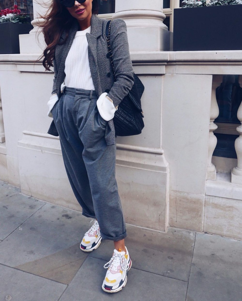 Дубленка со спортивным костюмом