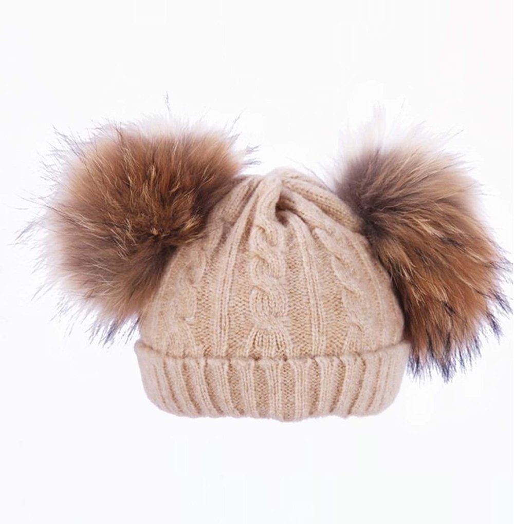Детские шапки из трикотажа с меховыми помпонами