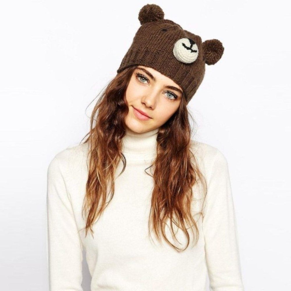 Кисточки на. Вязаной. Шапке