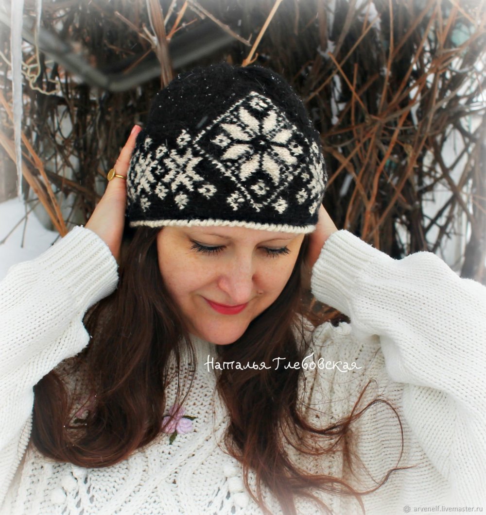 Шапка Нора Гоган