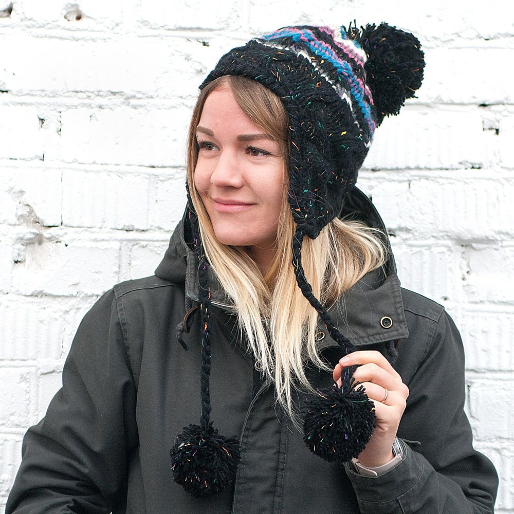 Красивая девушка в шапке