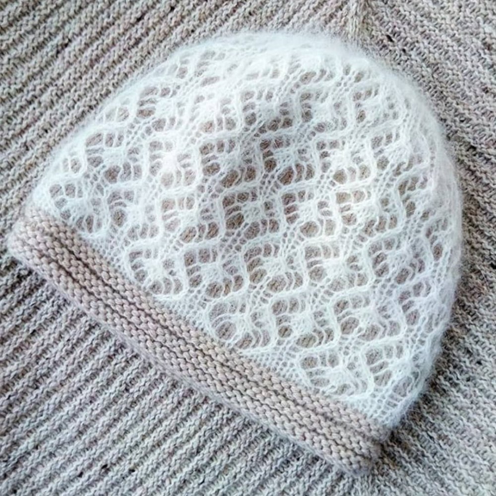 Берет спицами