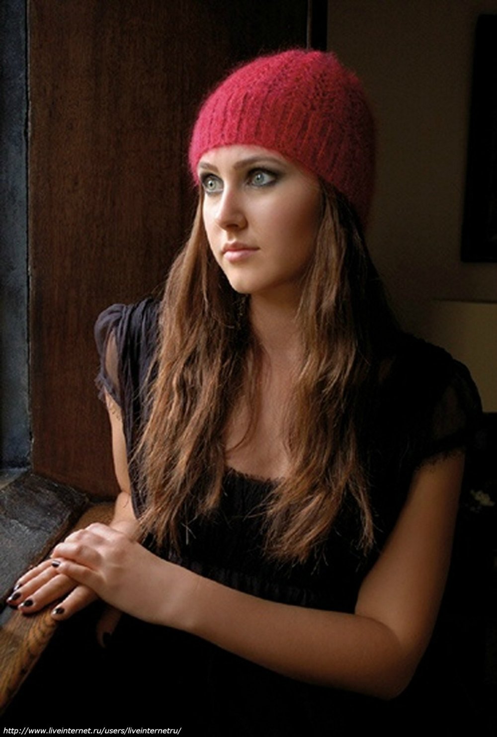 Шапки связанные спицами для женщин