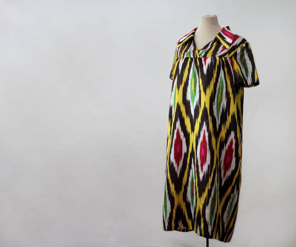 Фасоны платьев из адраса в современном стиле