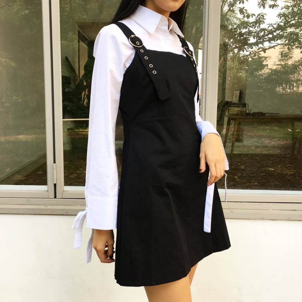 Платье черное