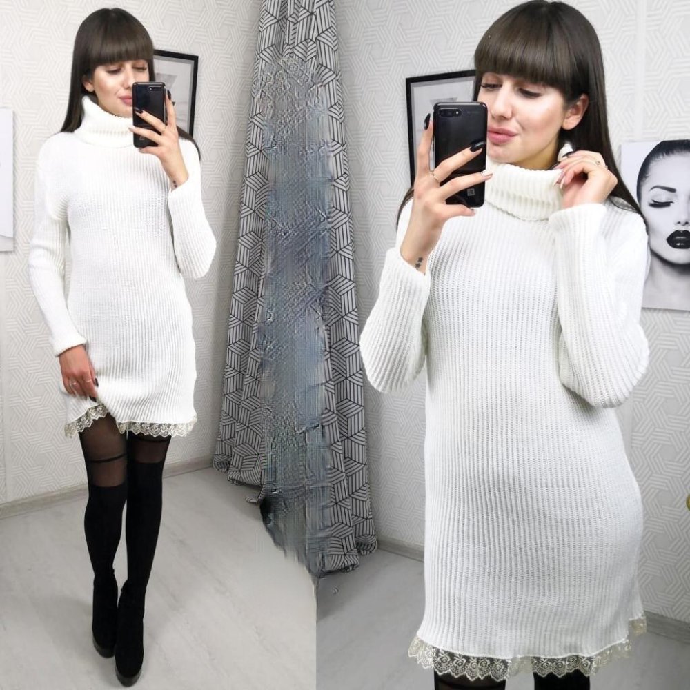 Вязаная туника с кружевом по низу