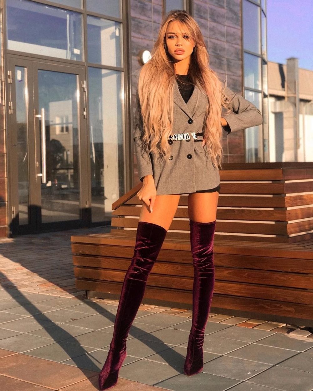 Образы с ботфортами 2022