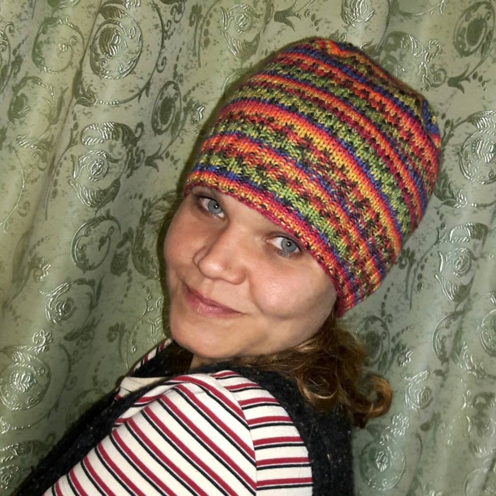 Лучшие узоры для шапки из пряжи секционного крашения